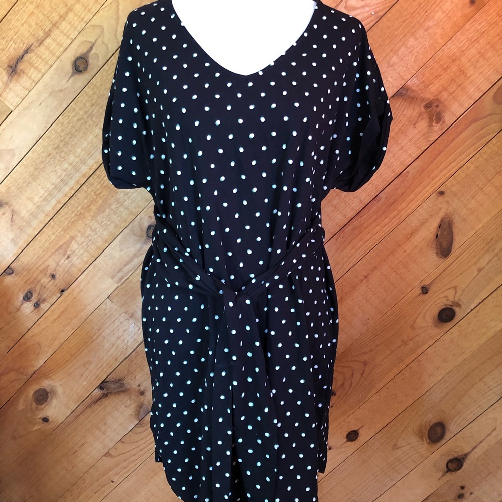 H&M black polka dot dress Large NWT tie waist
